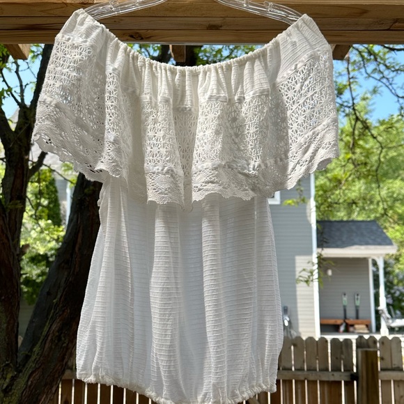 Free People NWT Ibiza Off Shoulder Crochet Lace White Top size Large Date Night - Picture 4 of 16